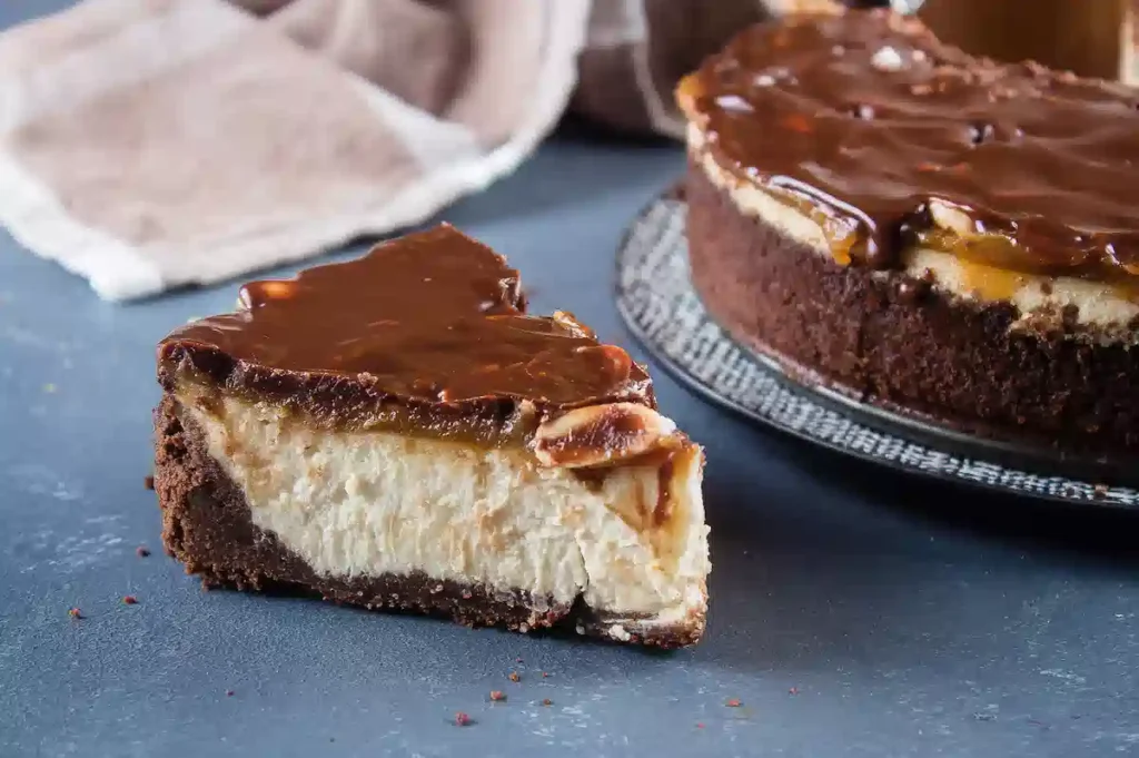 brownie cheesecake with a rich chocolate base- Brownie Cheesecake